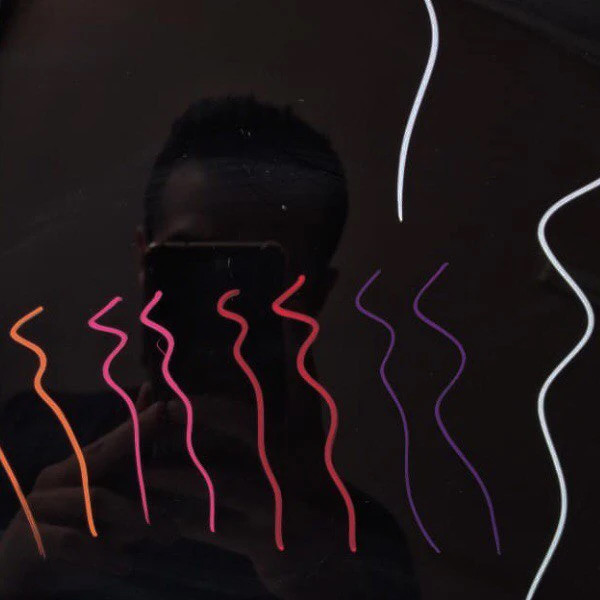 وایتبرد شیشهای عکسنگ مدل AXANG -15091 سایز 150x91 سانتیمتر