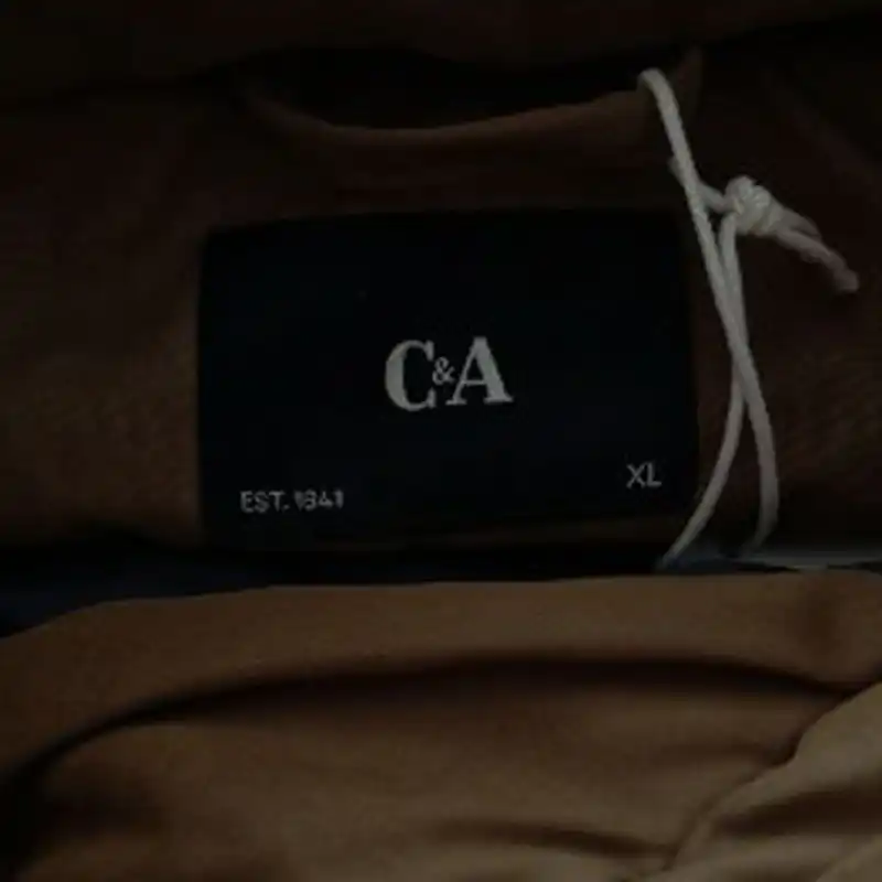 کاپشن مردانه سی اند ای مدل HIDE HEAT