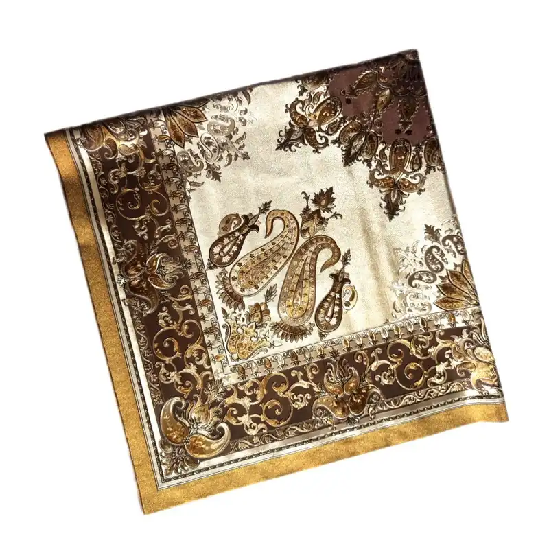 رومیزی مدل پشت نخی