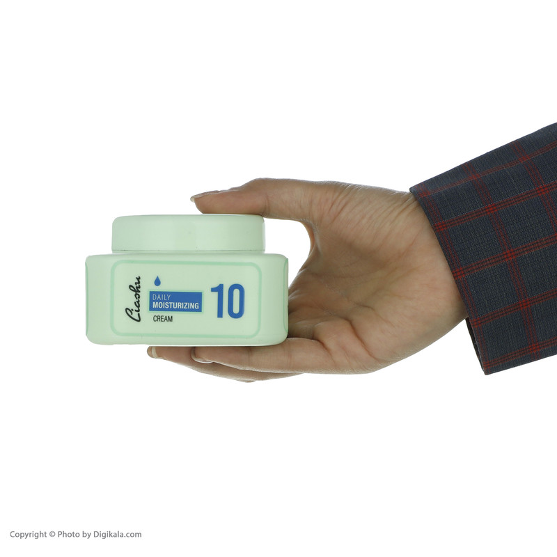 کرم مرطوب کننده لیاشو مدل Shea Butter حجم 220 میلی لیتر