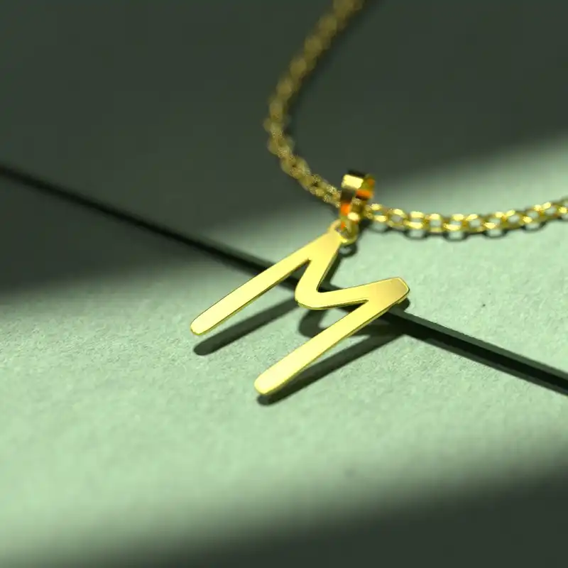 گردنبند طلا 18 عیار زنانه مدوپد مدل حرف M کد H2-1-1585