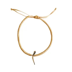 دستبند زنانه مدل حرف میم م