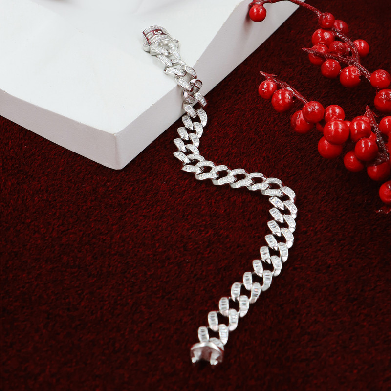 دستبند نقره زنانه جی تی ای مدل جی نایس دستبند نقره زنانه جی تی ای مدل جی نایس