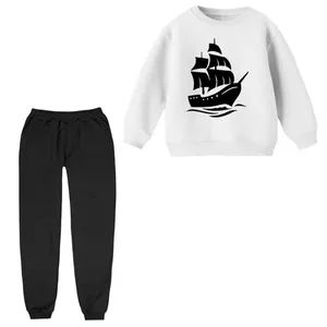 ست سویشرت آستین بلند و شلوار راحتی بچگانه مدل کشتی کد 1