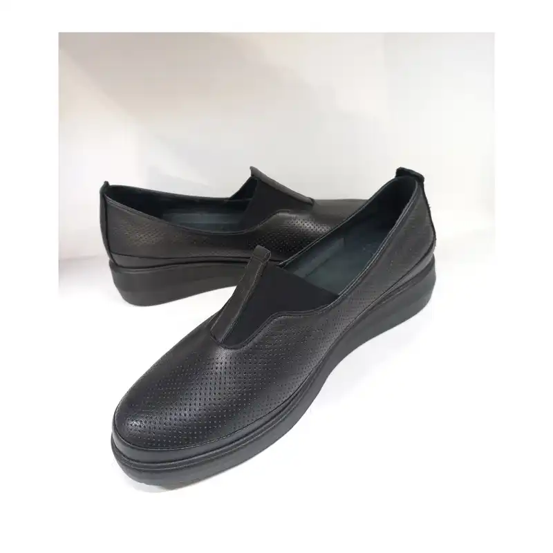 کفش طبی زنانه سرزمین چرم مدل 141732 رنگ مشکی