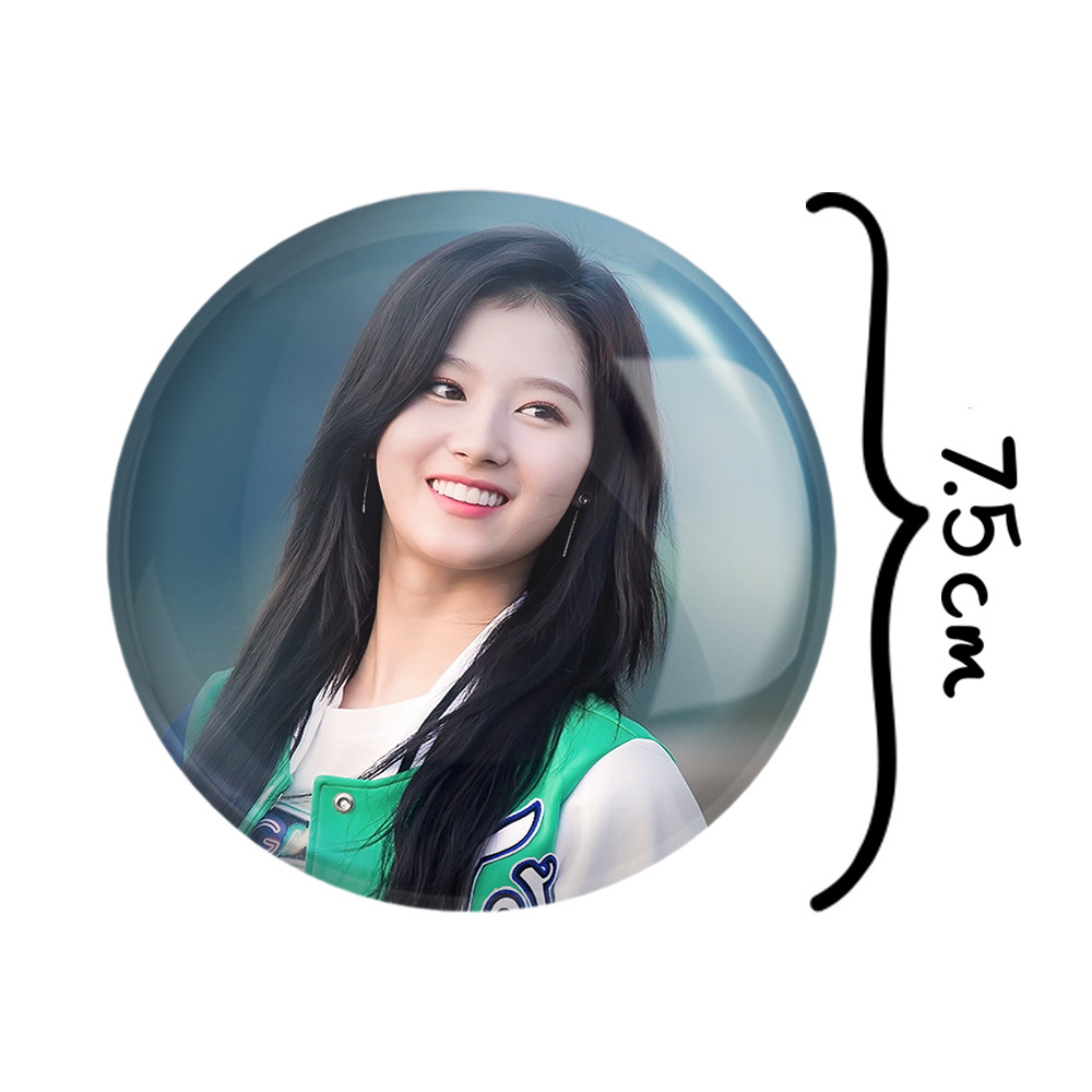 آینه جیبی خندالو مدل سانا گروه توایس TWICE کد 19915 آینه جیبی خندالو مدل سانا گروه توایس TWICE کد 19915