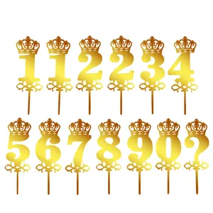 شمع مدل مولتی طرح تاج دار مجموعه 13 عددی
