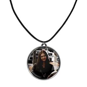 گردنبند خندالو مدل استفان سالواتوره و الینا گیلبرت خاطرات یک خون آشام The Vampire Diaries کد 2025420251