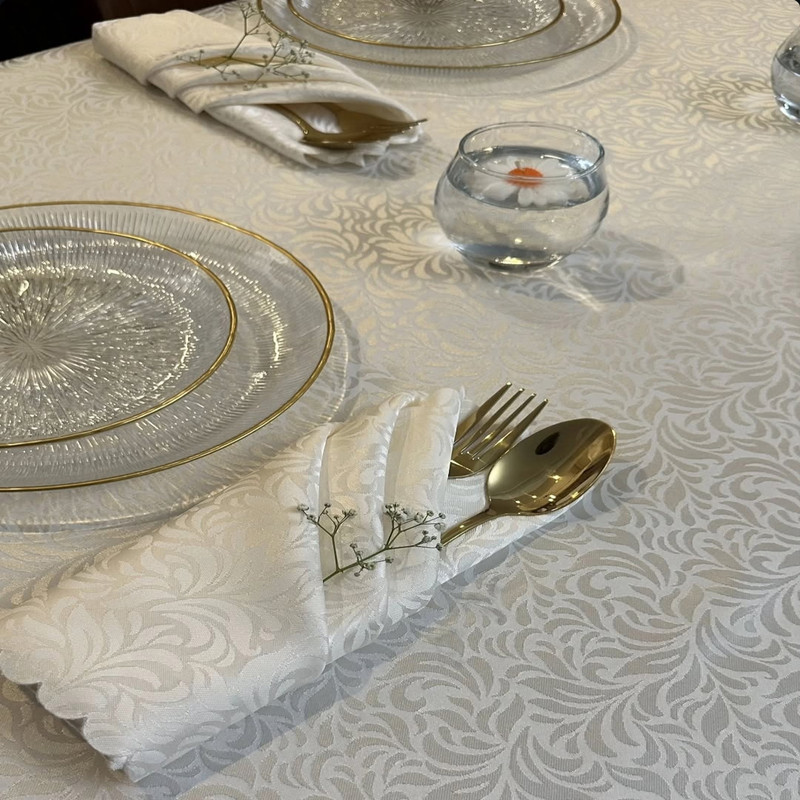 رومیزی رزین تاژ مدل پراگ سایز 177x147 سانتی‌متر