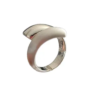 انگشتر زنانه تاش مدل سیمگون