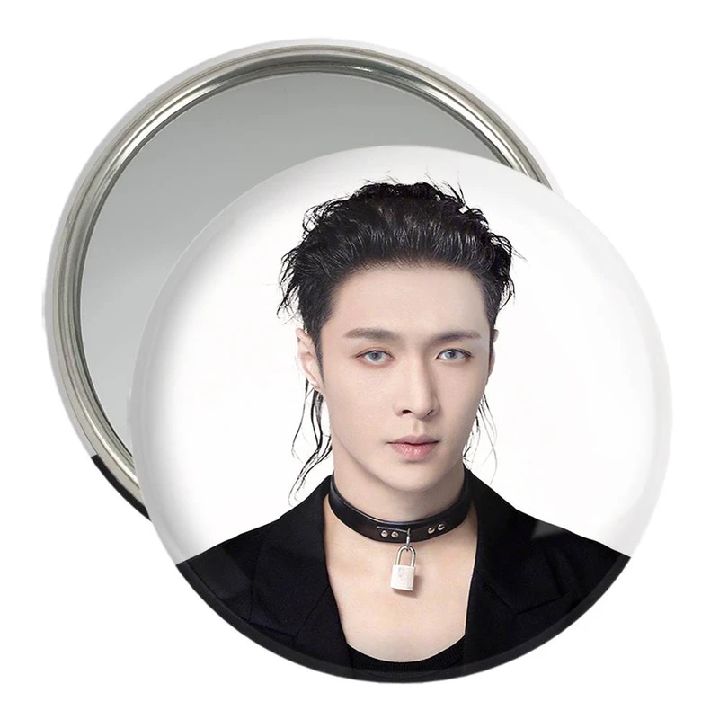 آینه جیبی خندالو مدل لی گروه اکسو EXO  کد 13437