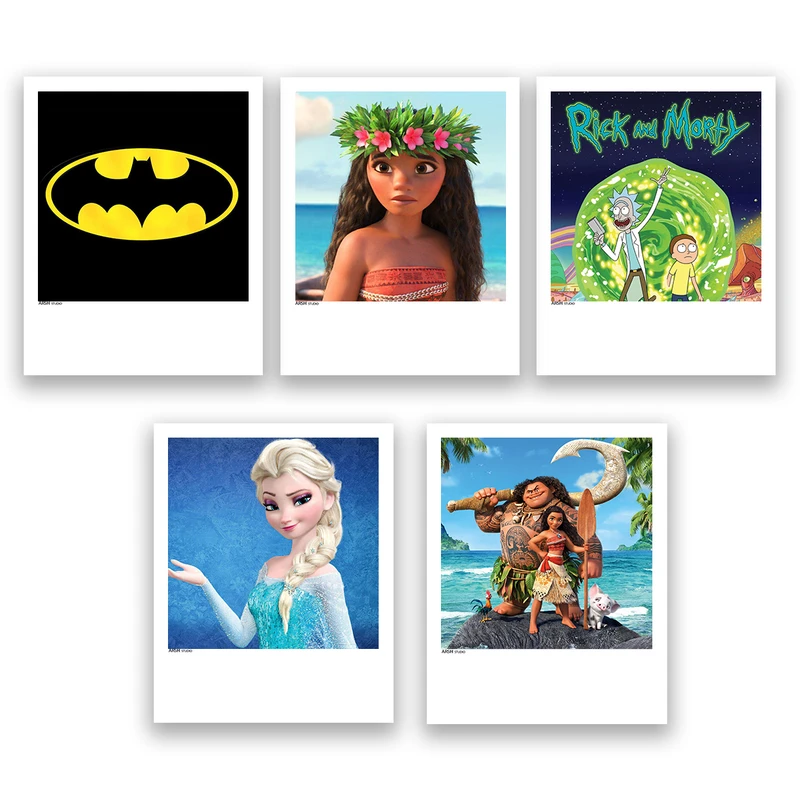 آویز تزیینی عرش مدل فانتزی انیمیشن کد Asa154 مجموعه پنچ عددی 