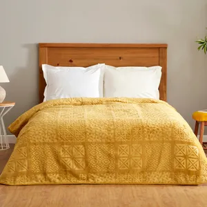 پتو دو نفره کاراجا هوم مدل Blair Hardal Embos Battaniye C.K سایز 220x200 سانتی‌متر