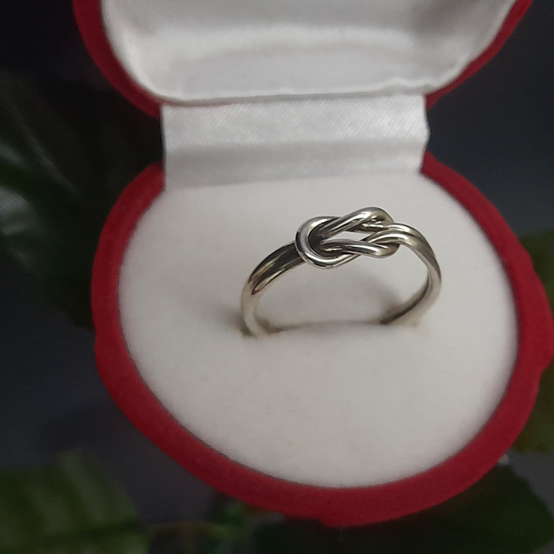 انگشتر نقره زنانه مدل گره انگشتر نقره زنانه مدل گره