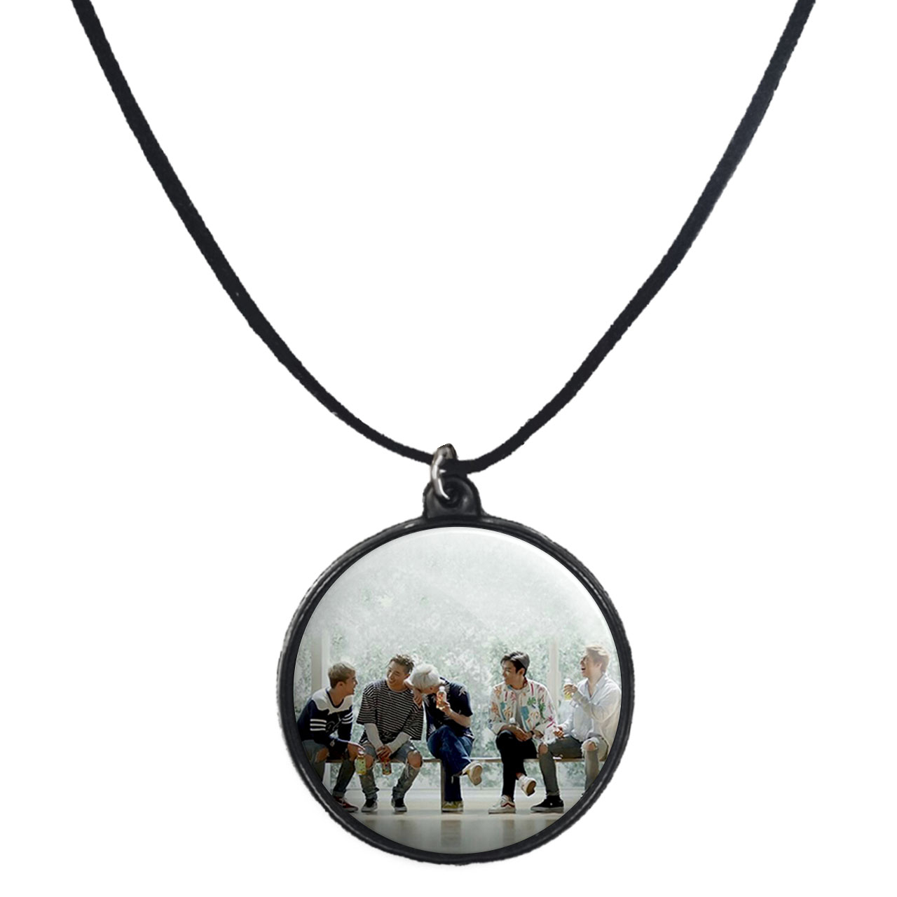 گردنبند پرمانه طرح گروه موسیقی BIG BANG کد pmb.15142 مدل دو طرفه
