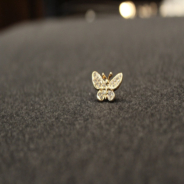 گل سینه زنانه کد Ki 0280-47 گل سینه زنانه کد Ki 0280-47