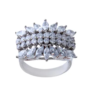 انگشتر نقره زنانه بازرگانی میلادی مدل فول نگین برلیان بدون ریزش ابکاری رادیوم قالب جواهری کد AWR_515