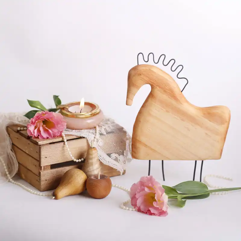 مجسمه چوبی کارکیا طرح اسب کد W20