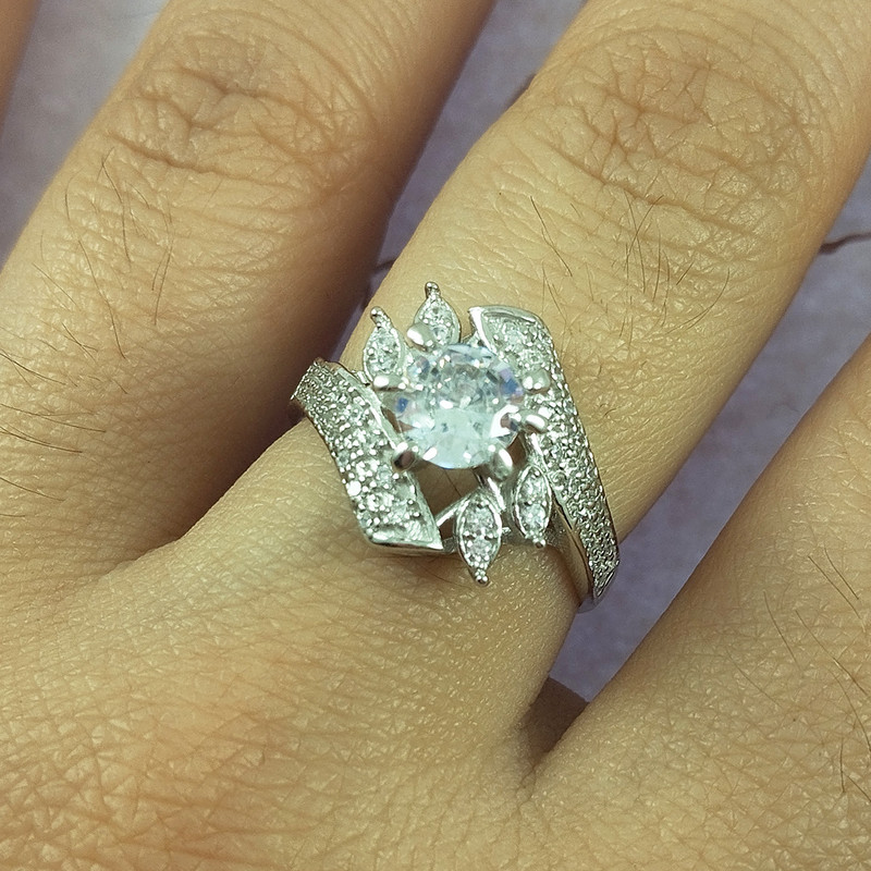 انگشتر نقره زنانه سلین کالا مدل برلیان کد 61