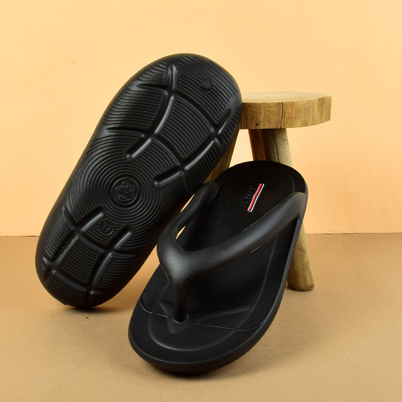 دمپایی لاانگشتی زنانه مدل BK.2765