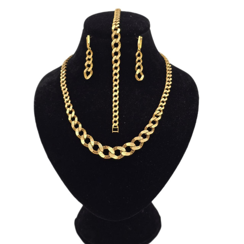 نیم ست طلا 18 عیار زنانه طلا و شمش برلیان مدل کارتیه