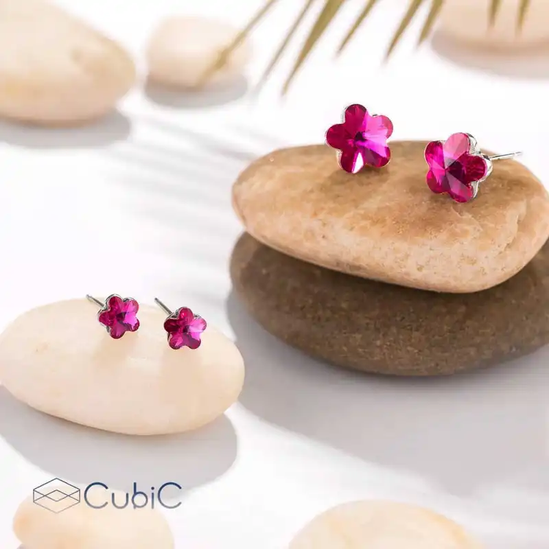 گوشواره زنانه کوبیک مدل QE-25795 مجموعه 2 عددی