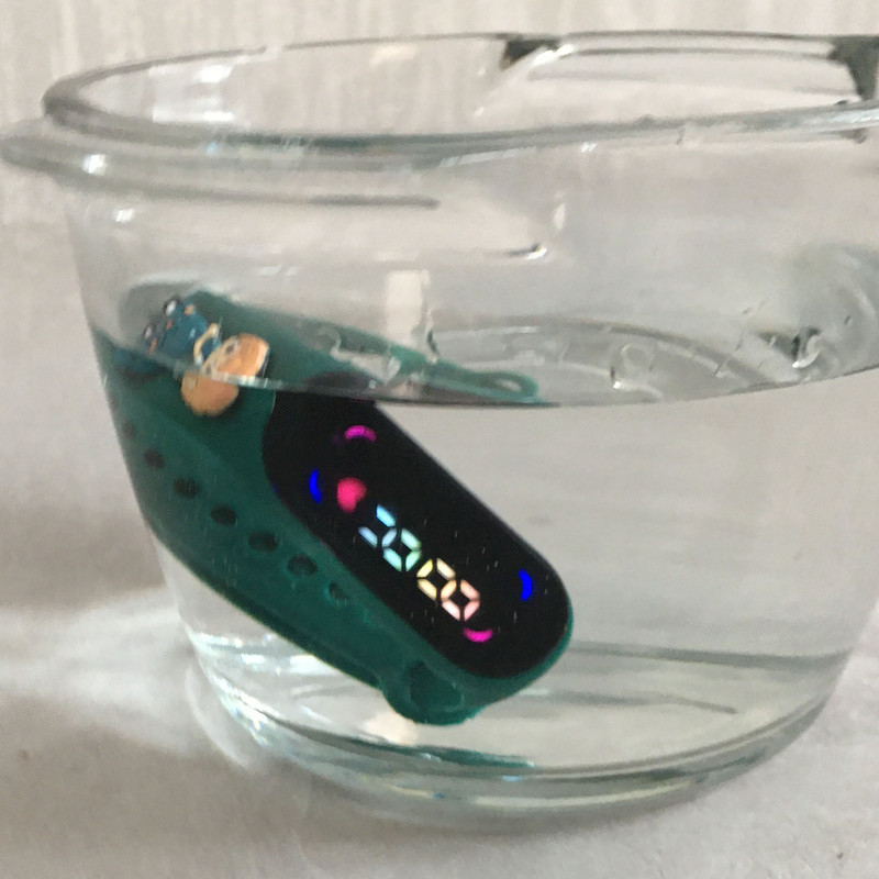 ساعت مچی دیجیتال دخترانه مدل ضد آب سیلیکونی آنا W AN 77 ساعت مچی دیجیتال دخترانه مدل ضد آب سیلیکونی آنا W AN 77