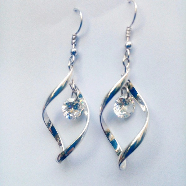 گوشواره زنانه کد 001 گوشواره زنانه کد 001