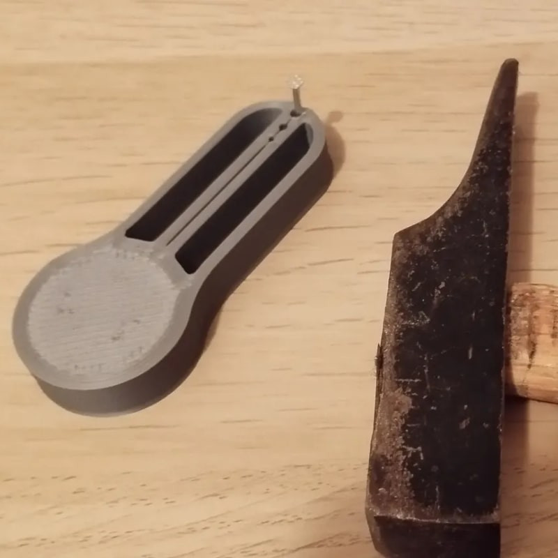 نگهدارنده میخ مدل Sweden