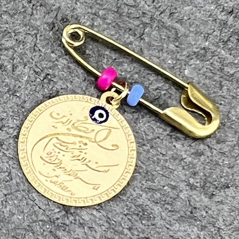 سنجاق سینه طلا 18 عیار بچگانه مدل dk002