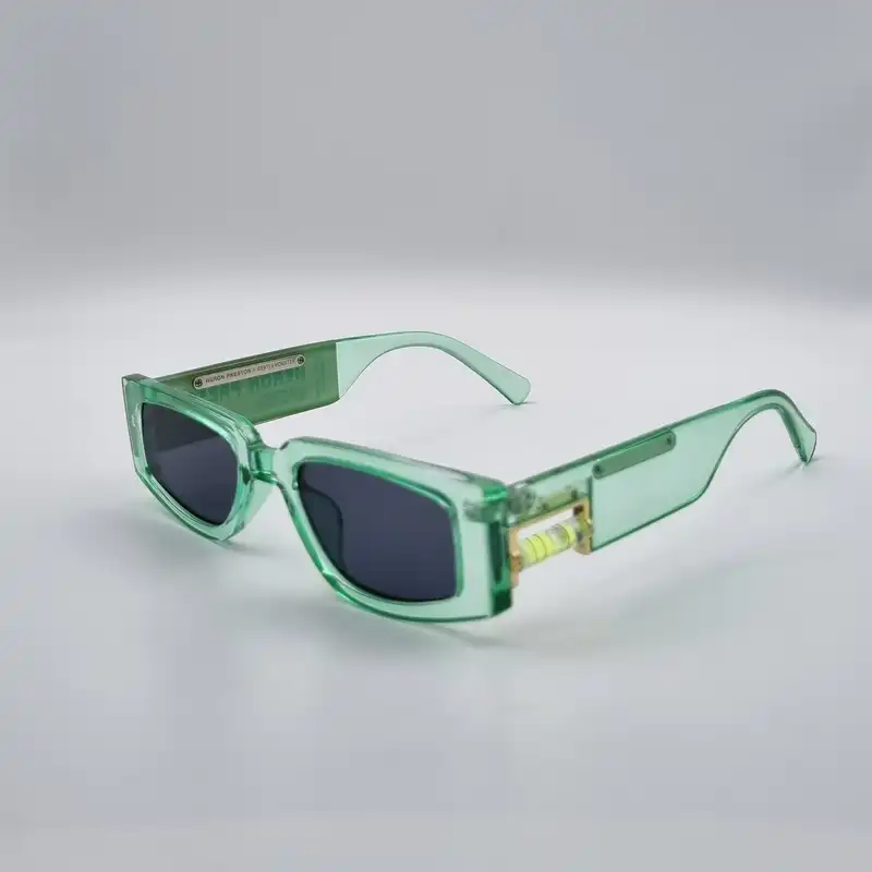 عینک آفتابی زنانه مدل تراز دار کد 1009pm