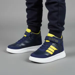 نیم بوت پسرانه مدل ساقدار سه خط DBL.3562