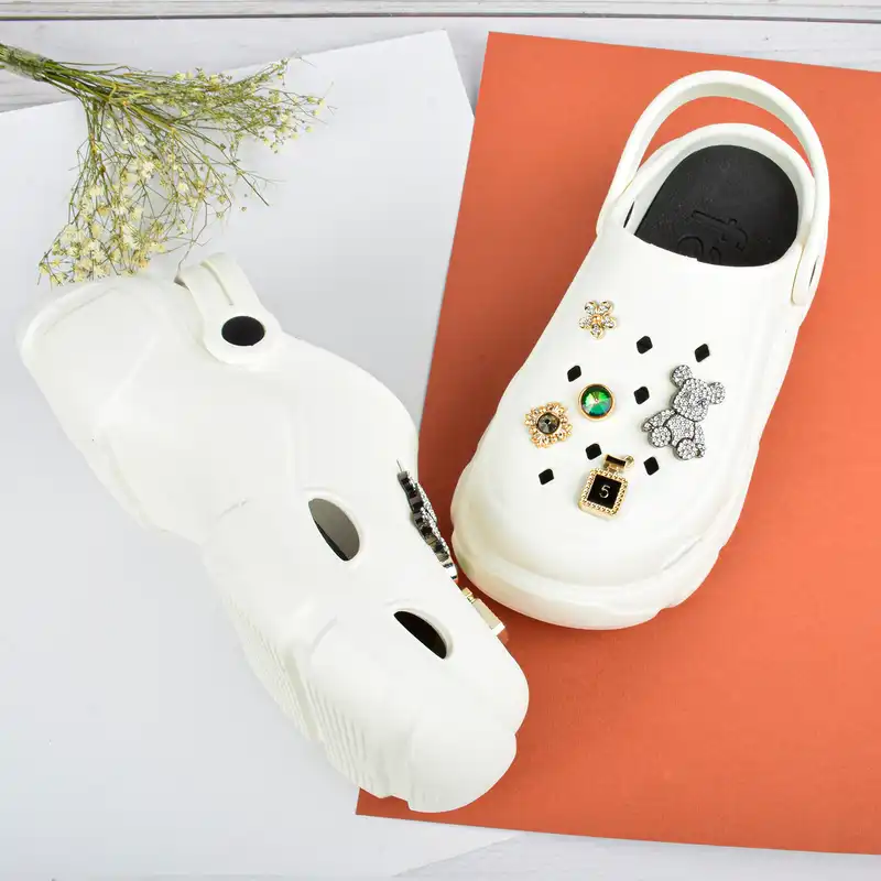 صندل زنانه مدل وستلاند WH.2992