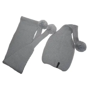 ست کلاه و شال گردن بافتنی بچگانه تارتن مدل 70012 رنگ طوسی روشن