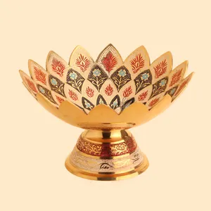 میوه خوری برنجی مدل شانزده پر 3134