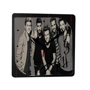 ساعت دیواری  طرح گروه وان دایرکشن to5
