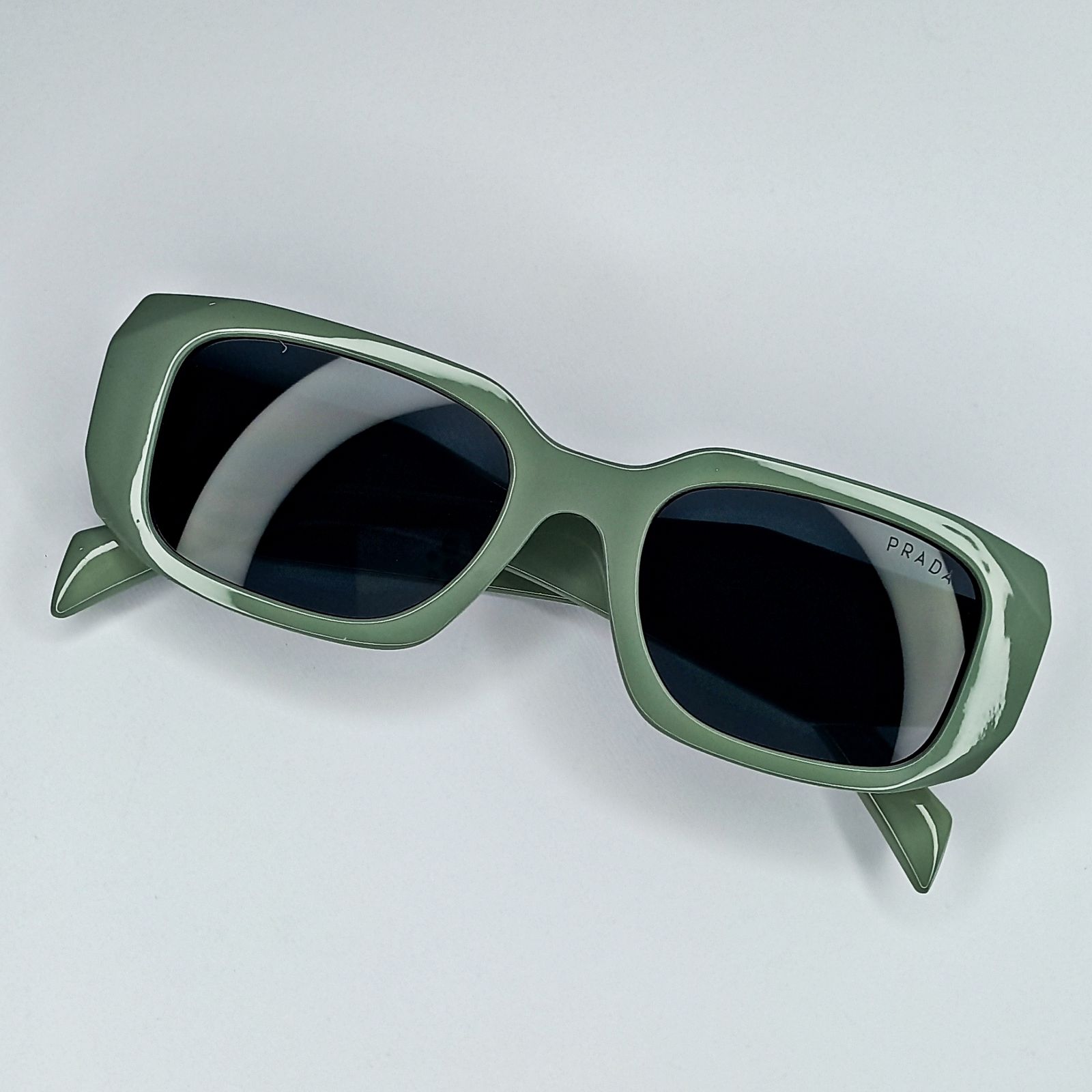 عینک آفتابی پرادا مدل سه بعدی -  - 5