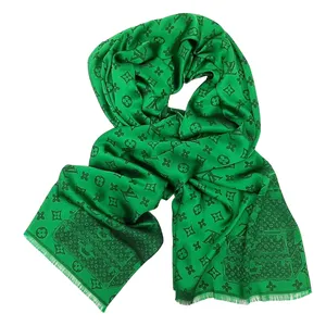 شال زنانه لویی ویتون مدل مجلسی ستاره