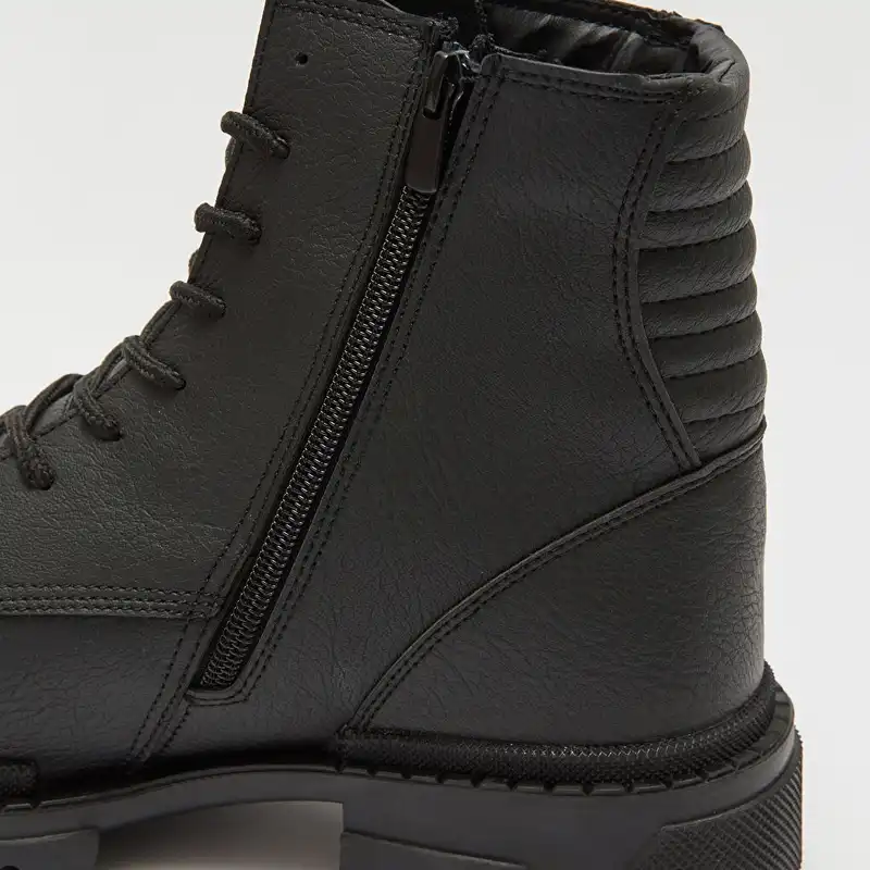 نیم بوت مردانه ال سی وایکیکی مدل طبی استپ دار