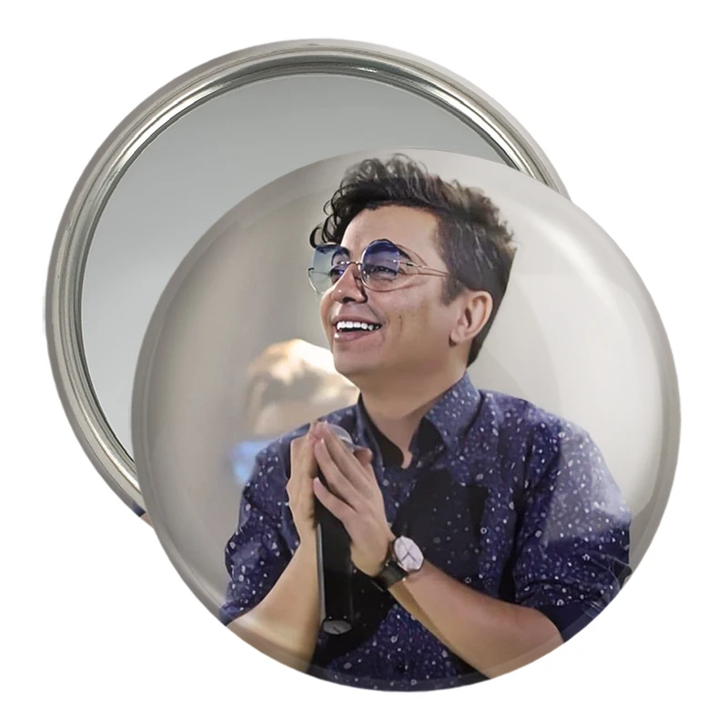 آینه جیبی خندالو مدل محسن ابراهیم زاده  کد 3328