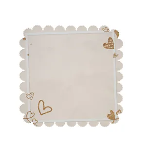   رومیزی  طرح قلب کد 8767B