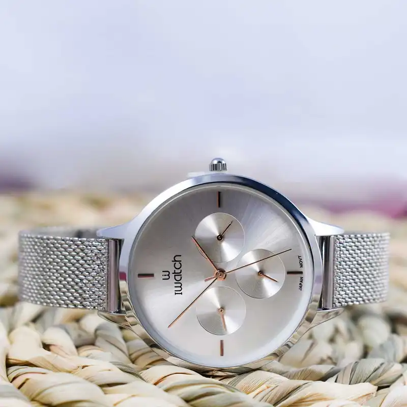 ساعت مچی عقربه ای زنانه آی واتچ مدل 17L