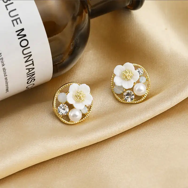 گوشواره زنانه مدل شکوفه کد 00704