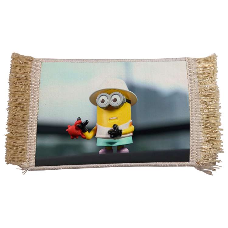 فرش ماشینی دیوارکوب مدل مینیون کد 31