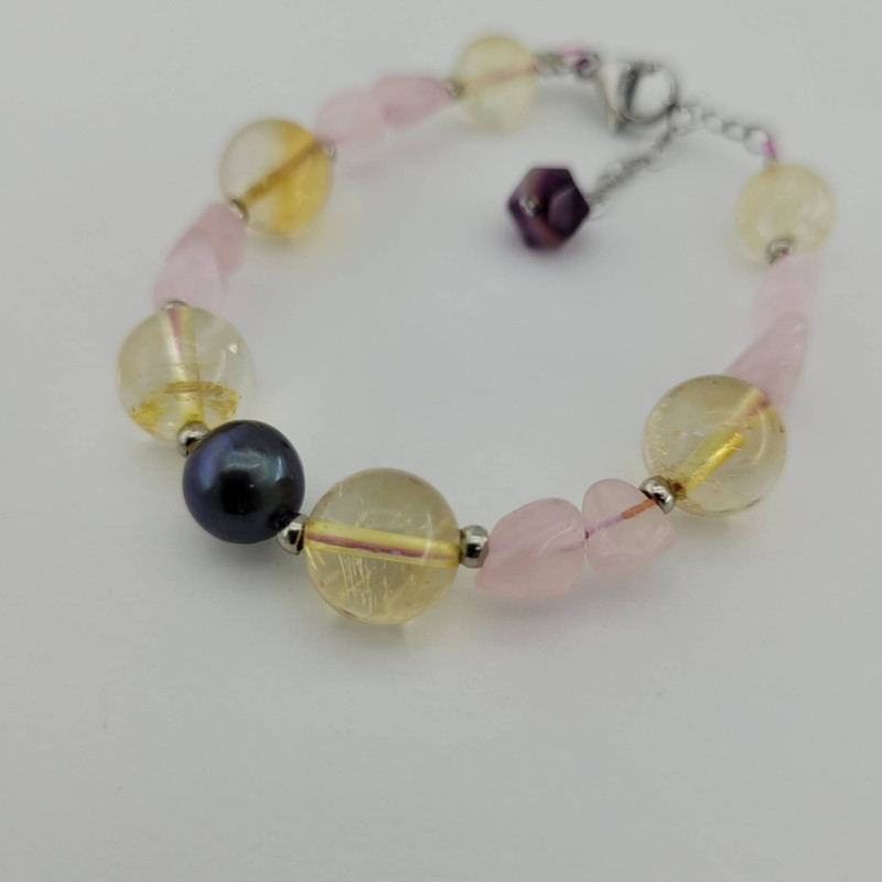 دستبند زنانه مدل مروارید و سیترین و رزکوارتز کد 70 دستبند زنانه مدل مروارید و سیترین و رزکوارتز کد 70