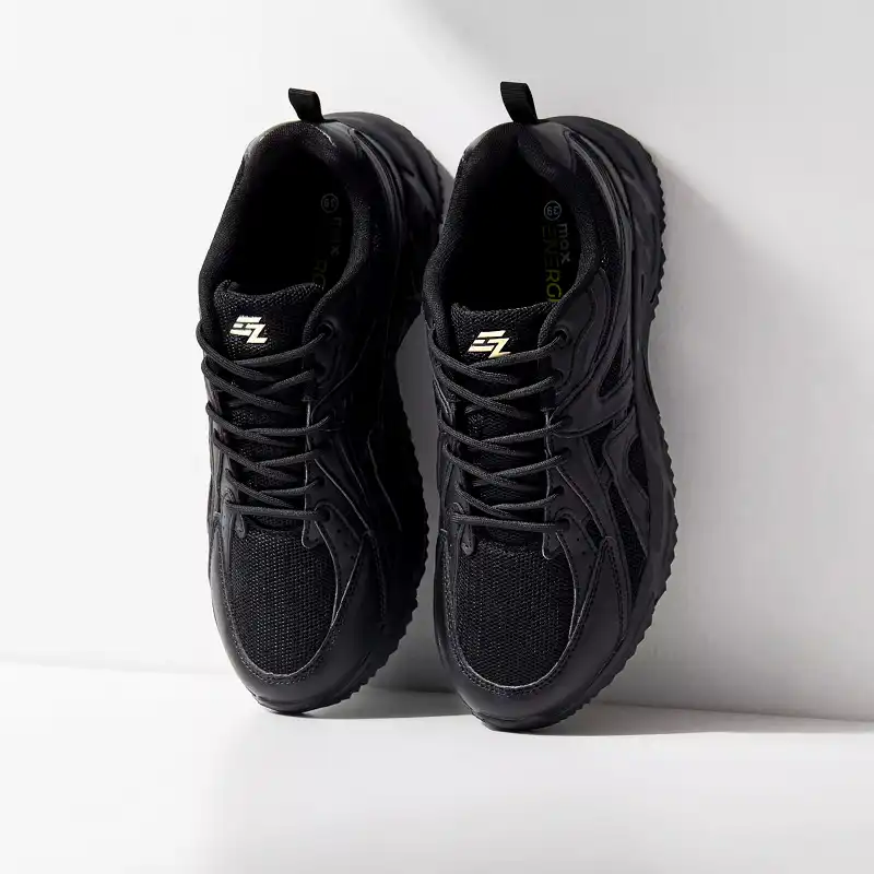 کفش تمرین زنانه مکس مدل Textured  Lace-Up Closure and Pull Tabs