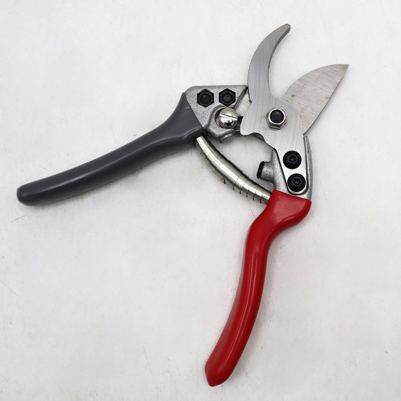قیچی باغبانی مدل بول داگ کد YP-JAPAN-210MM