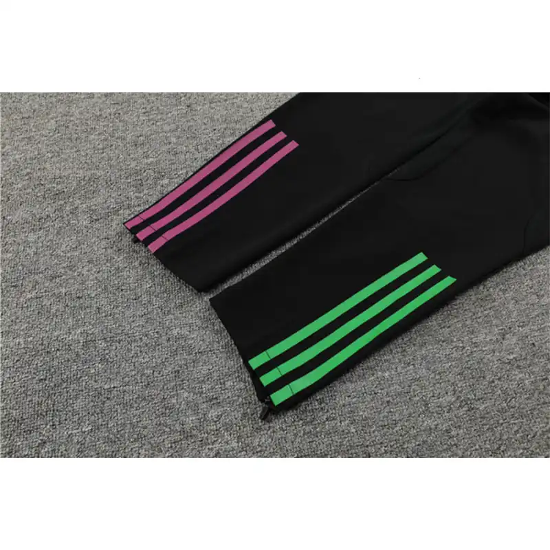 ست تی شرت و شلوار ورزشی مردانه مدل بایرن مونیخ 2024BK