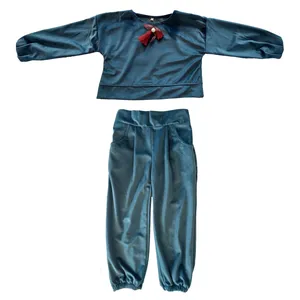 ست بلوز و شلوار دخترانه مدل مخمل رنگ سبز تیره