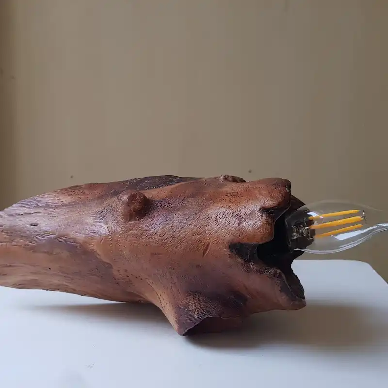 آباژور مدل چوبی روستیک جمجمه